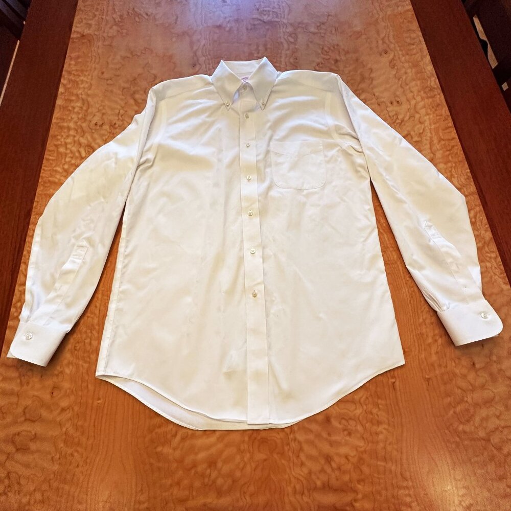 Brooks Brothers 346 Non-Iron Dress Shirt • White • Size 15-4/5